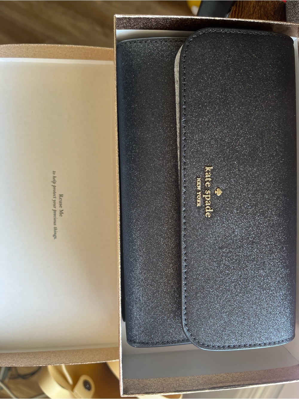 NWT- DISCONTINUED GLITTER- Kate Spade Gold Glitter Gift Box with Black Logo - Picture 2 of 3